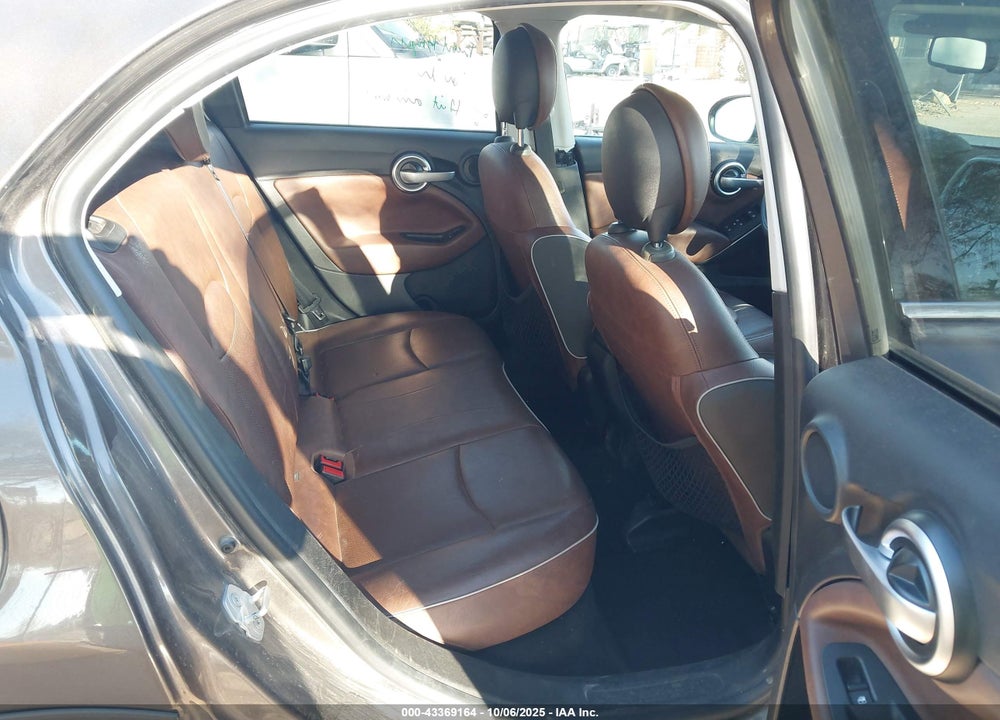 2016 FIAT 500X LOUNGE VIN: ZFBCFYDT3GP358535