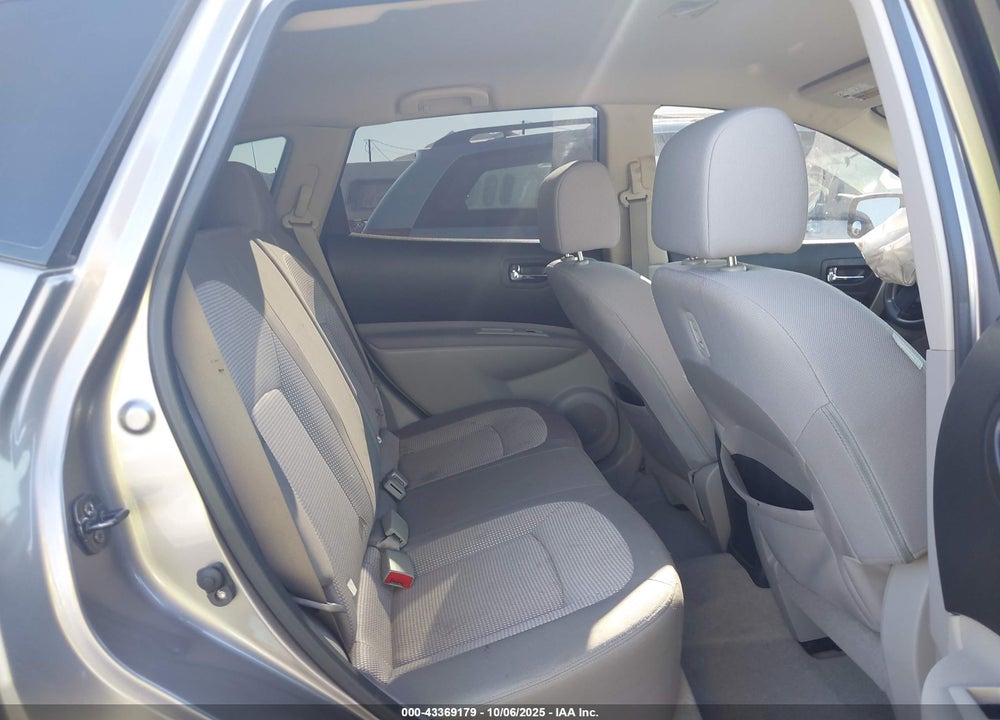 2011 NISSAN ROGUE SV VIN: JN8AS5MT4BW577361