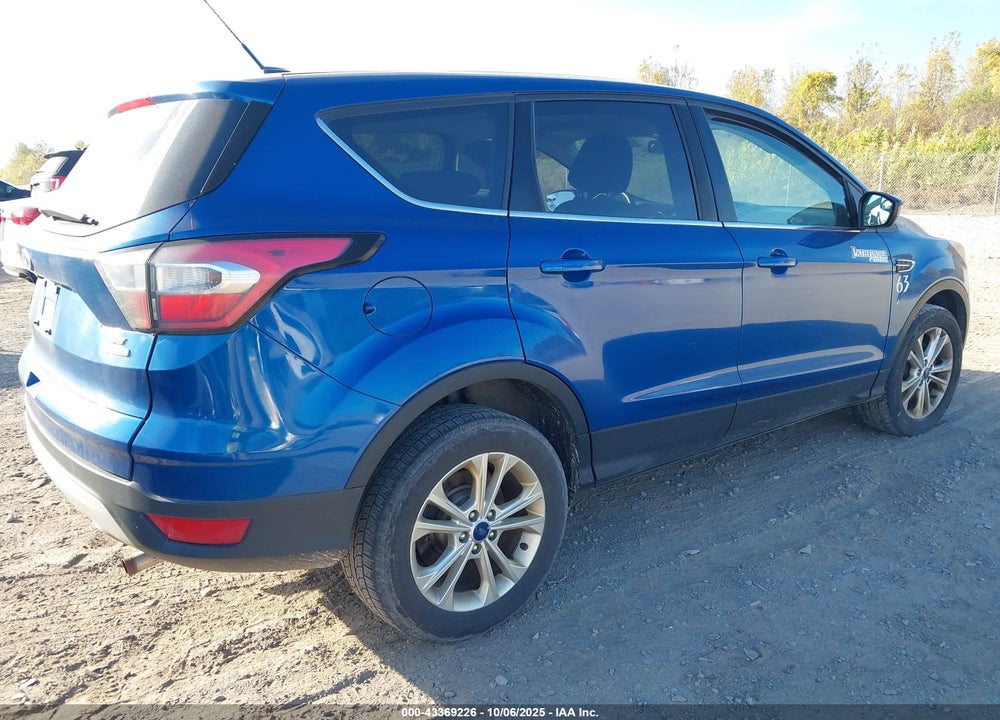 2017 FORD ESCAPE VIN: 1FMCU9GD4HUB94661