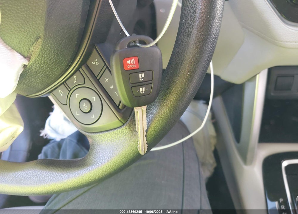 2025 TOYOTA COROLLA CROSS L VIN: 7MUAAAAG6SV132835