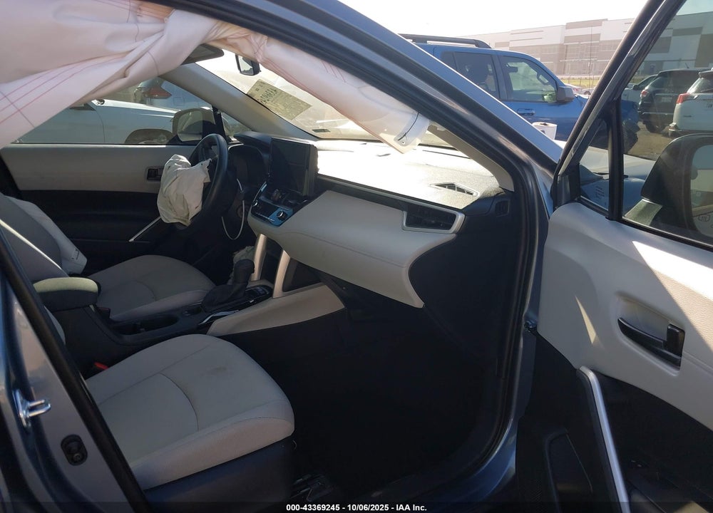 2025 TOYOTA COROLLA CROSS L VIN: 7MUAAAAG6SV132835