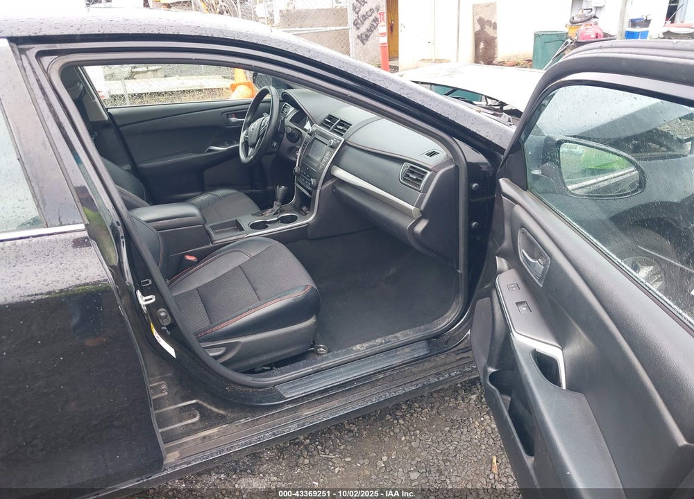 2016 TOYOTA CAMRY VIN: 4T1BF1FK0GU130946