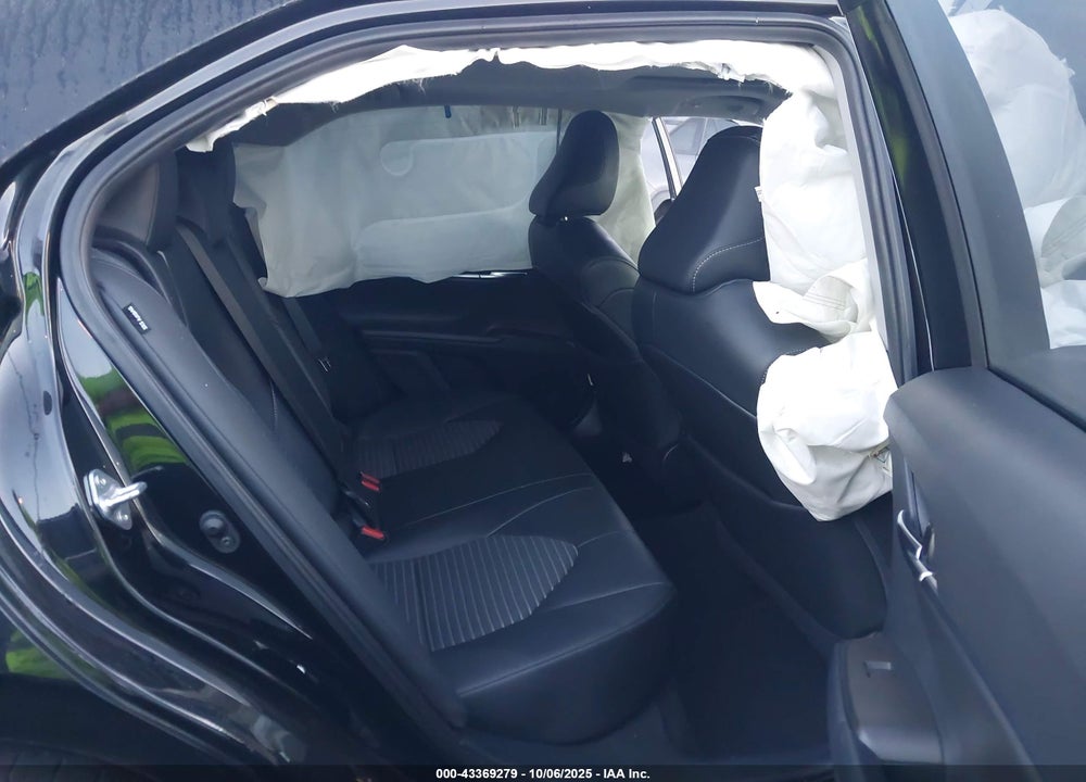 2021 TOYOTA CAMRY SE VIN: 4T1T11AK9MU485667