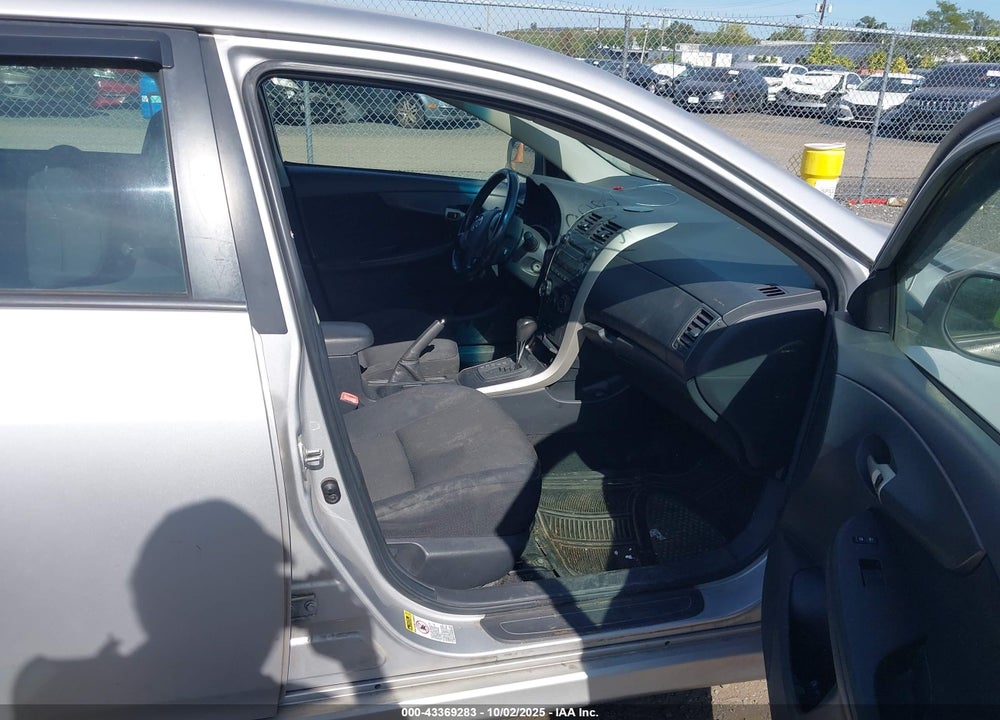 2009 TOYOTA COROLLA S VIN: 2T1BU40E29C122717
