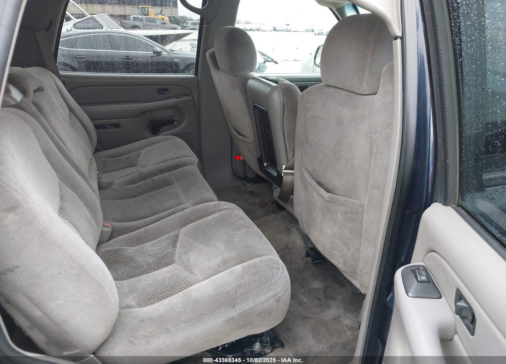 2006 CHEVROLET TAHOE LS VIN: 1GNEC13V56J101118