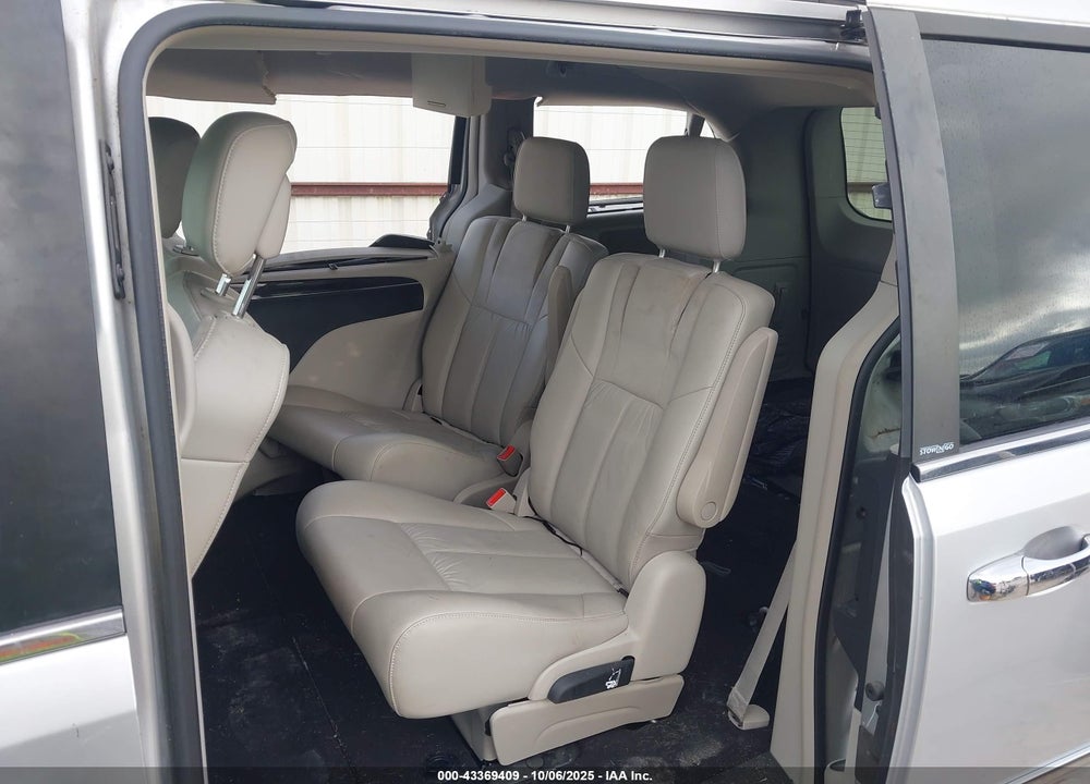 2012 CHRYSLER TOWN & COUNTRY VIN: 2C4RC1GG6CR192221