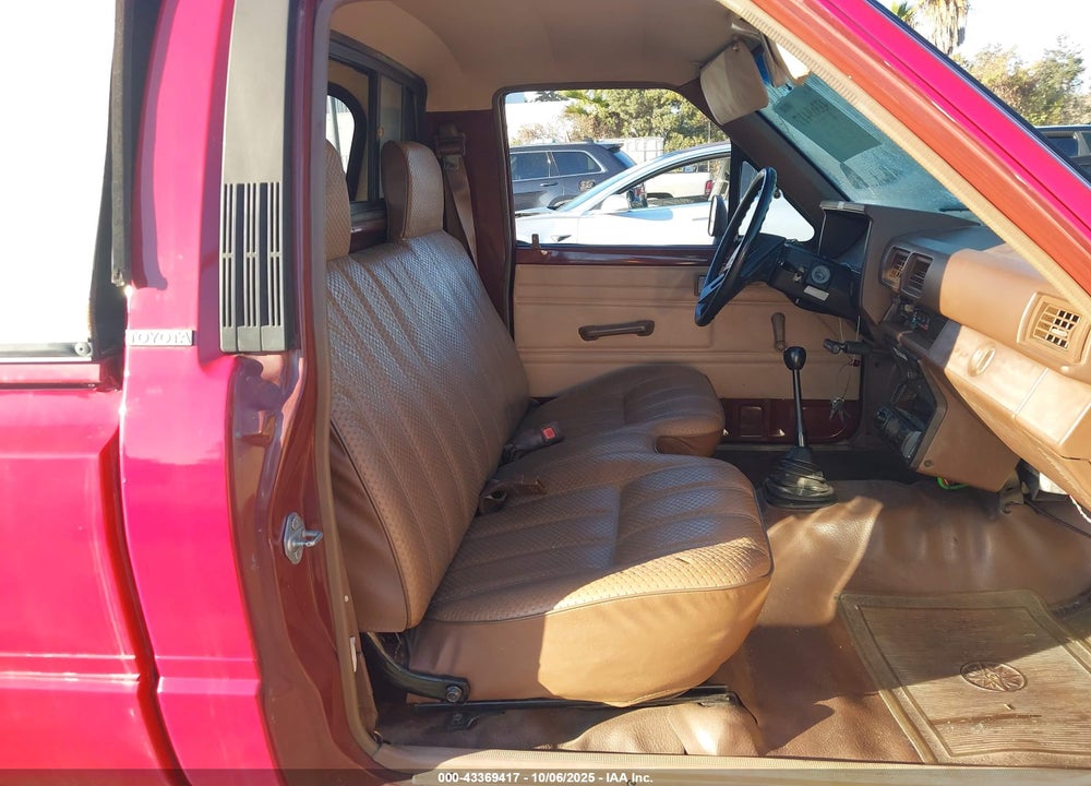 1986 TOYOTA PICKUP 1/2 TON RN50 VIN: JT4RN50R6G0109108
