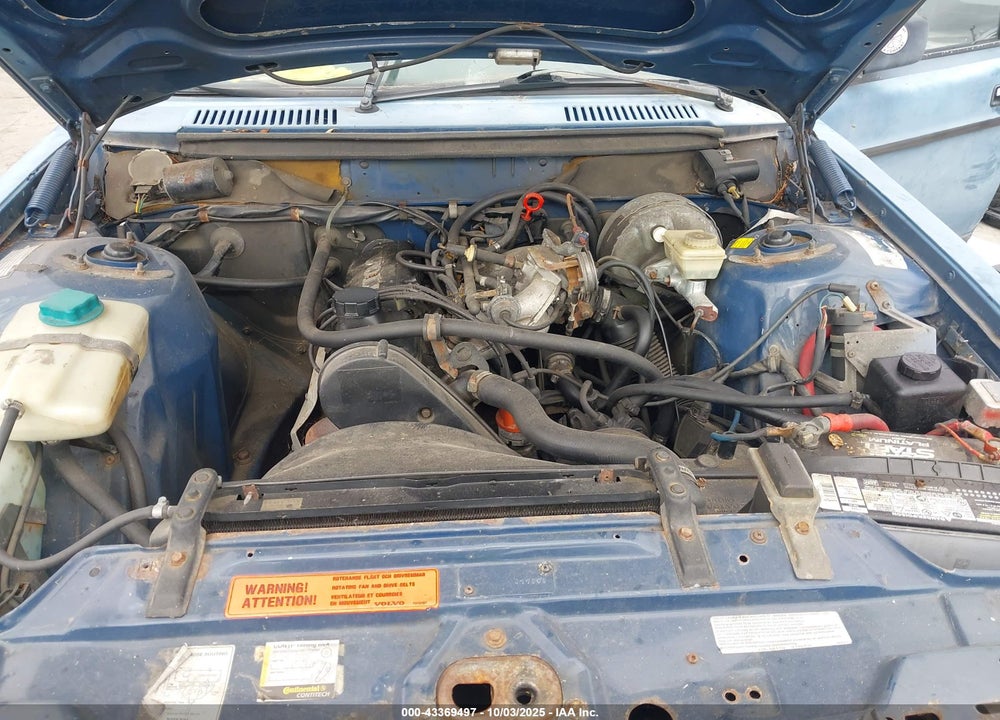 1990 VOLVO 240 DL VIN: YV1AA8844L1413099