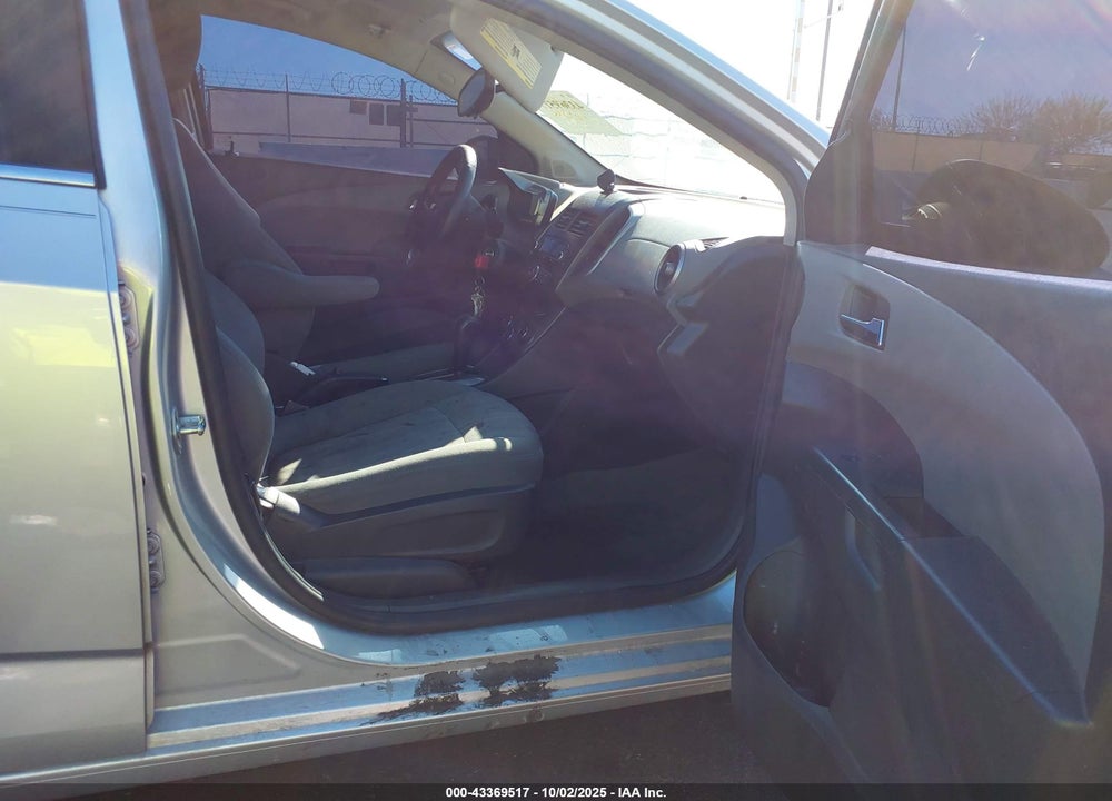 2013 CHEVROLET SONIC VIN: 1G1JC5SH1D4114821