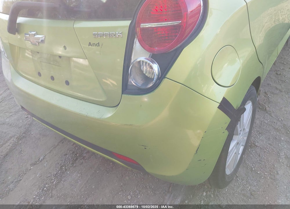 2014 CHEVROLET SPARK 1LT AUTO VIN: KL8CD6S93EC405560