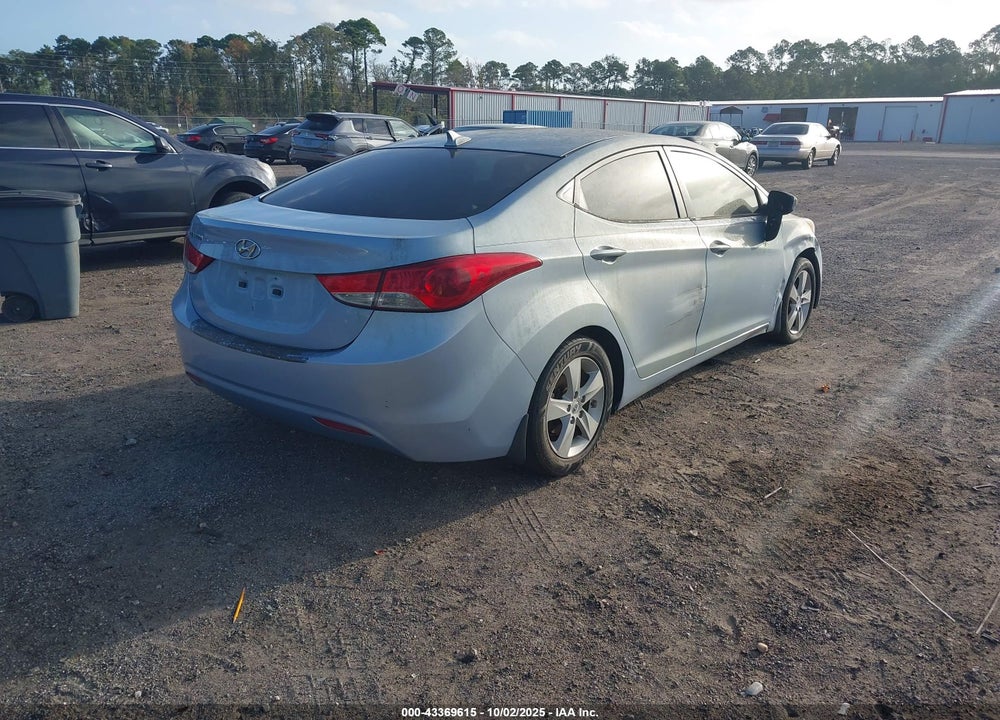2013 HYUNDAI ELANTRA VIN: KMHDH4AE7DU522789