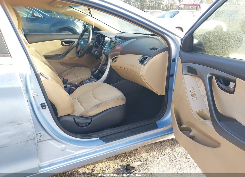 2013 HYUNDAI ELANTRA VIN: KMHDH4AE7DU522789