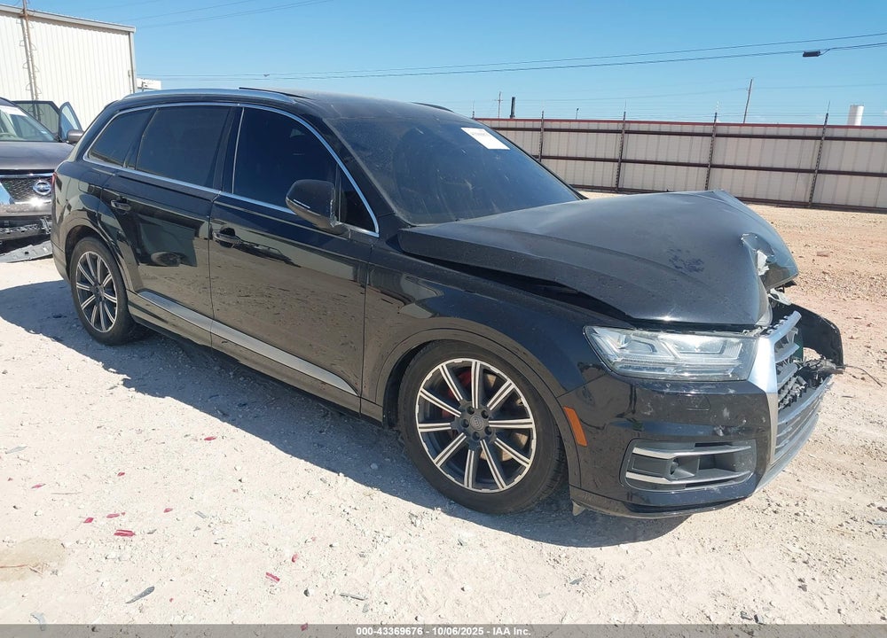 2017 AUDI Q7 VIN: WA1VAAF7XHD002348