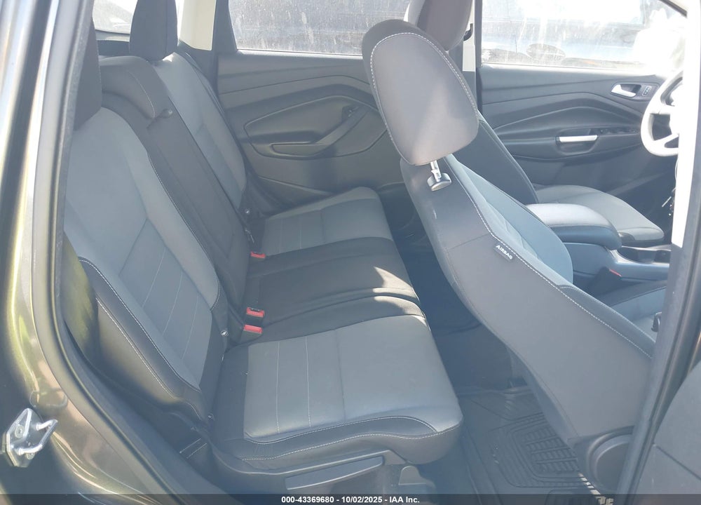 2016 FORD ESCAPE VIN: 1FMCU9GX9GUA88666