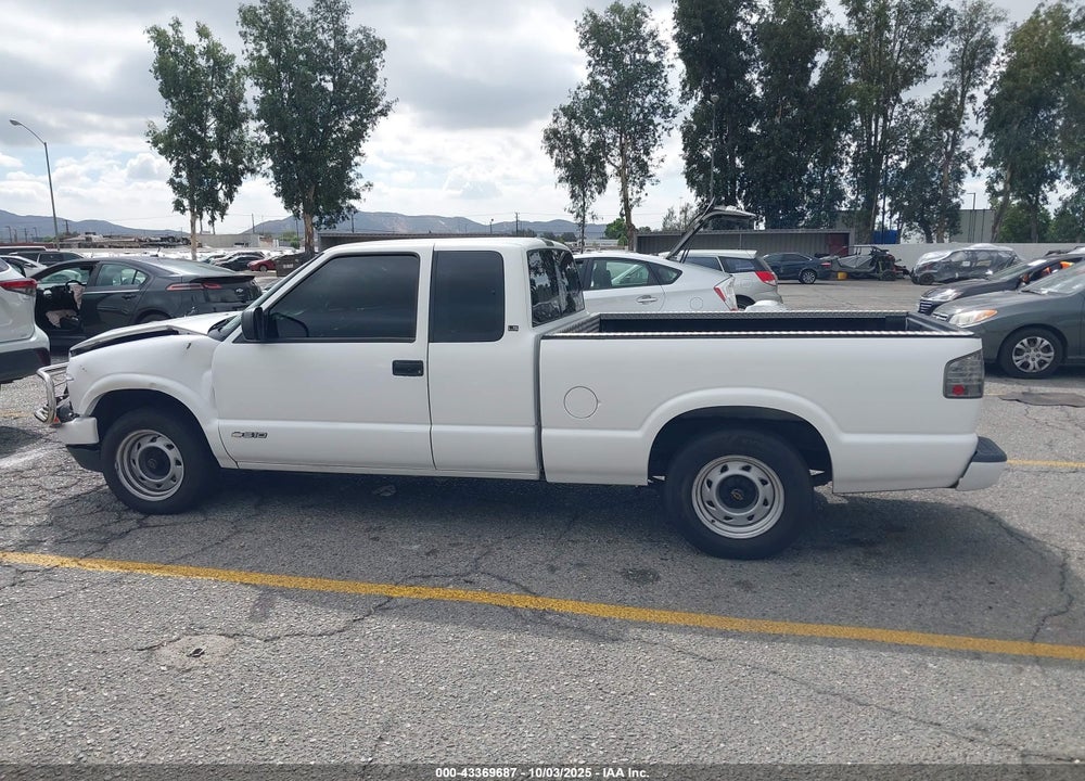 2003 CHEVROLET S-10 VIN: 1GCCS19X638196769