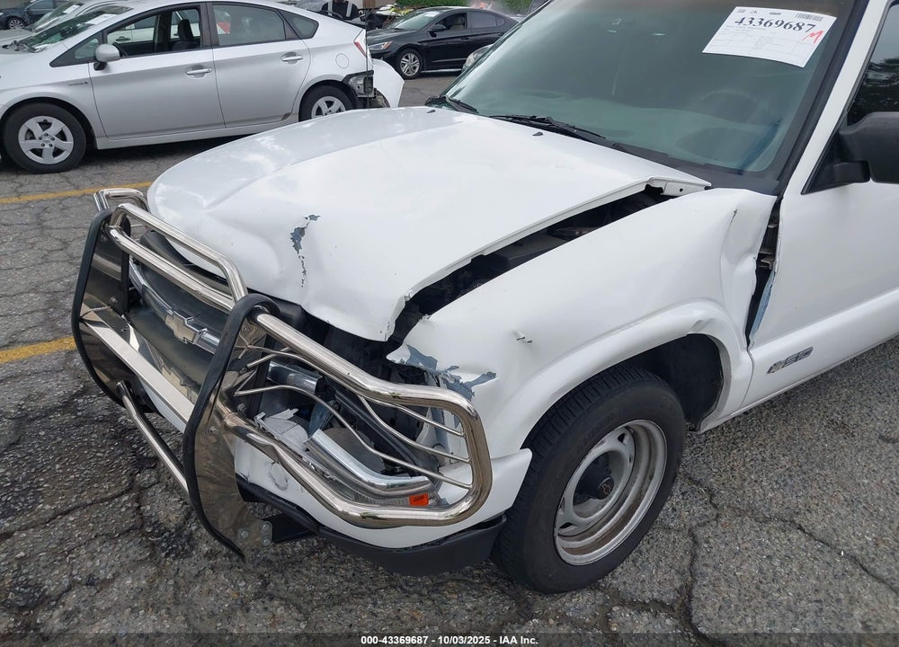 2003 CHEVROLET S-10 VIN: 1GCCS19X638196769