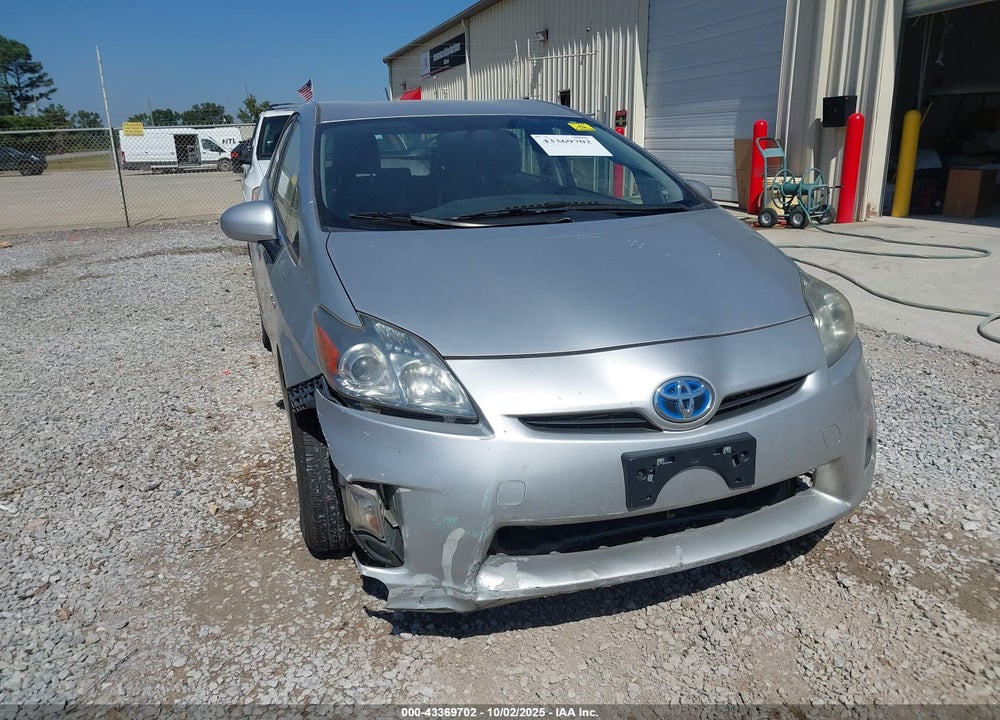 2011 TOYOTA PRIUS VIN: JTDKN3DU6B5330532