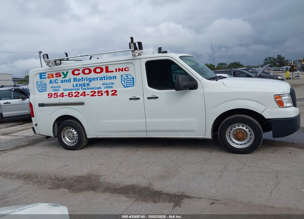 2017 NISSAN NV CARGO NV2500 HD S V6 VIN: 1N6BF0KY7HN803068