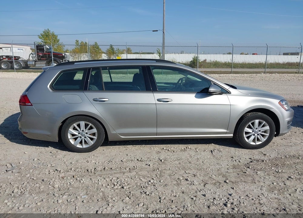 2017 VOLKSWAGEN GOLF SPORTWAGEN VIN: 3VWC17AU2HM501305