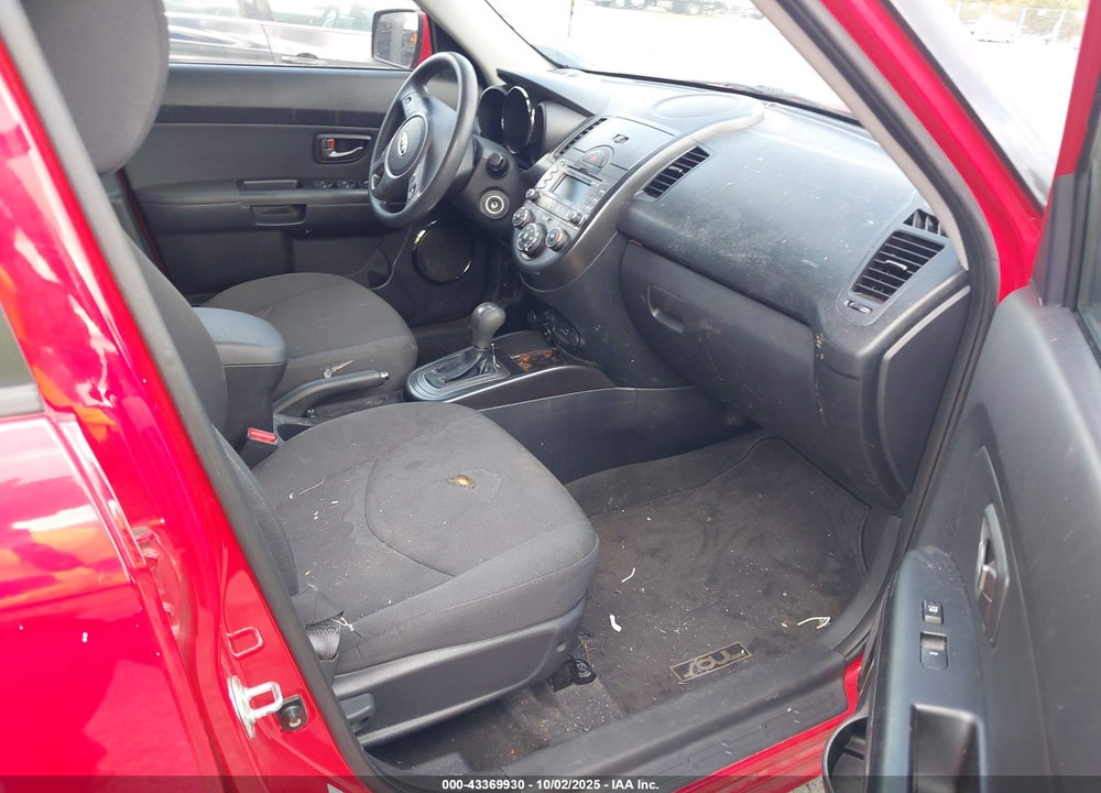 2011 KIA SOUL VIN: KNDJT2A24B7198180