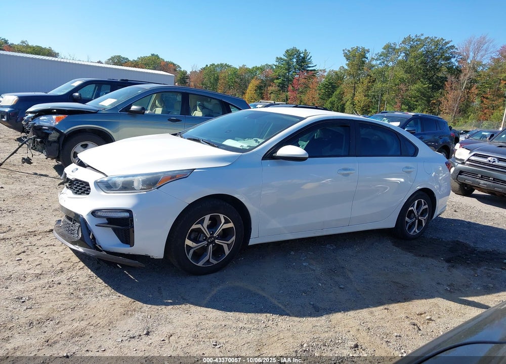 2019 KIA FORTE LXS VIN: 3KPF24AD6KE007493