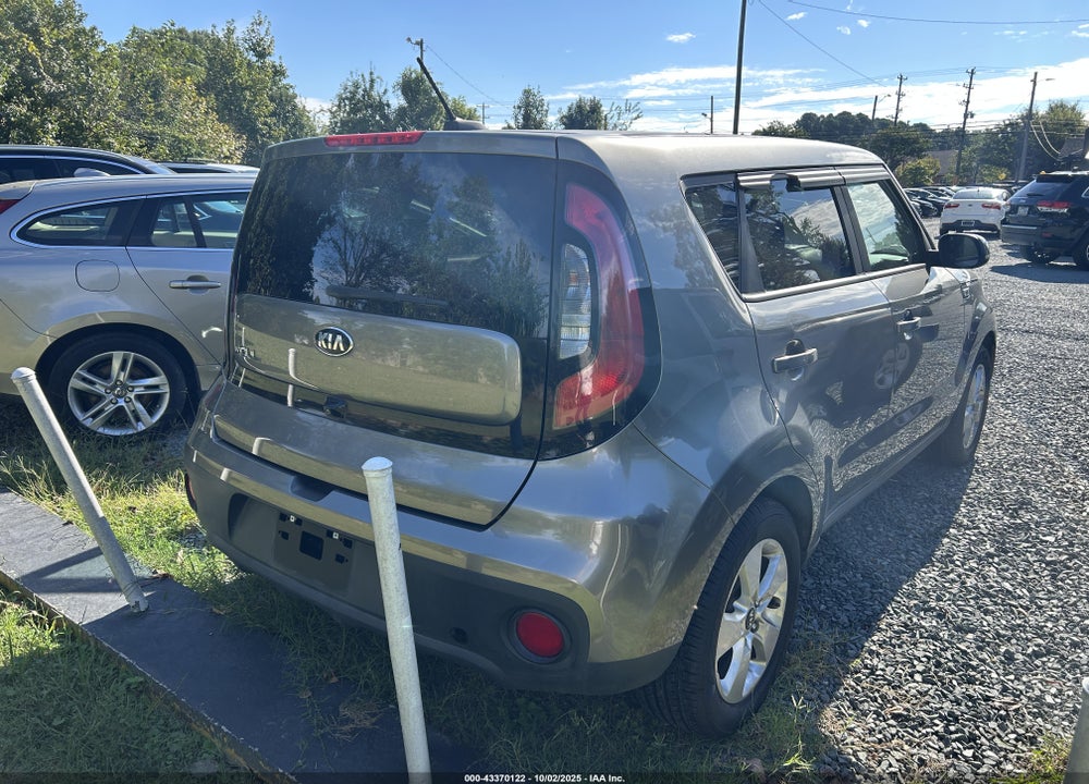 2018 KIA SOUL VIN: KNDJN2A26J7521945