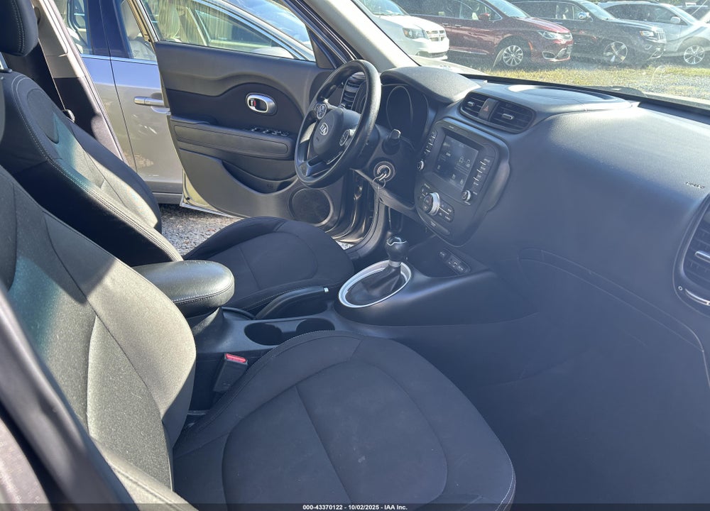 2018 KIA SOUL VIN: KNDJN2A26J7521945