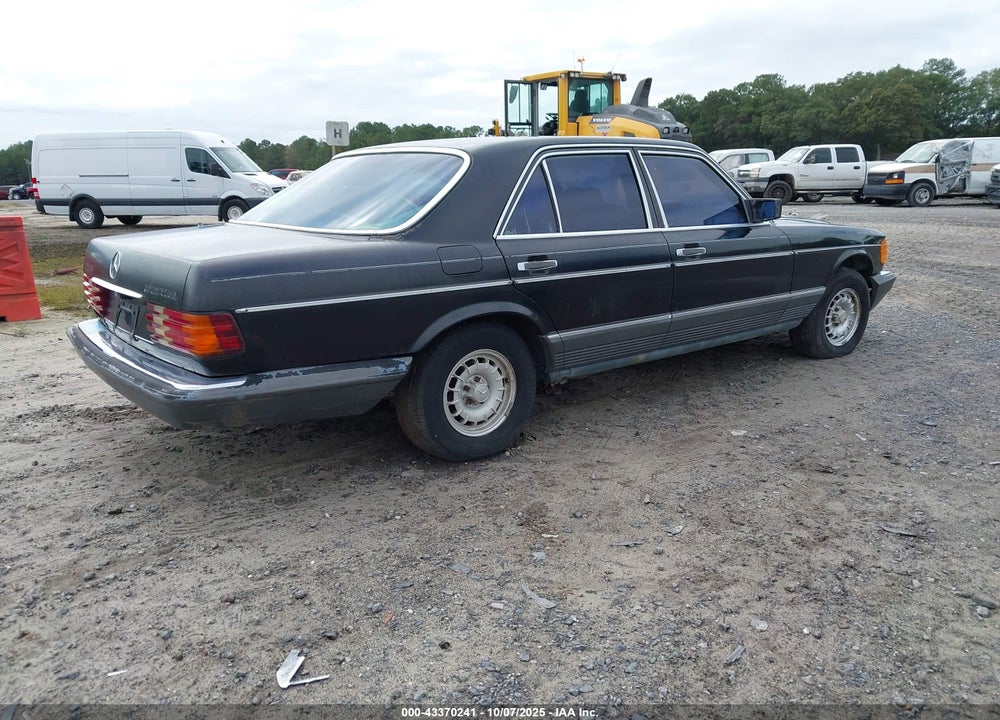 1983 MERCEDES-BENZ 300 SD VIN: WDBCB20A7DB037874