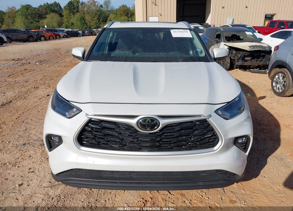 2024 TOYOTA HIGHLANDER VIN: 5TDKDRAH4RS052389
