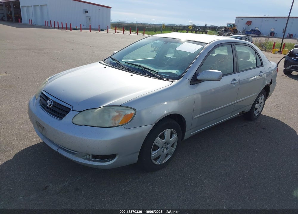 2005 TOYOTA COROLLA LE VIN: 1NXBR32E55Z421099