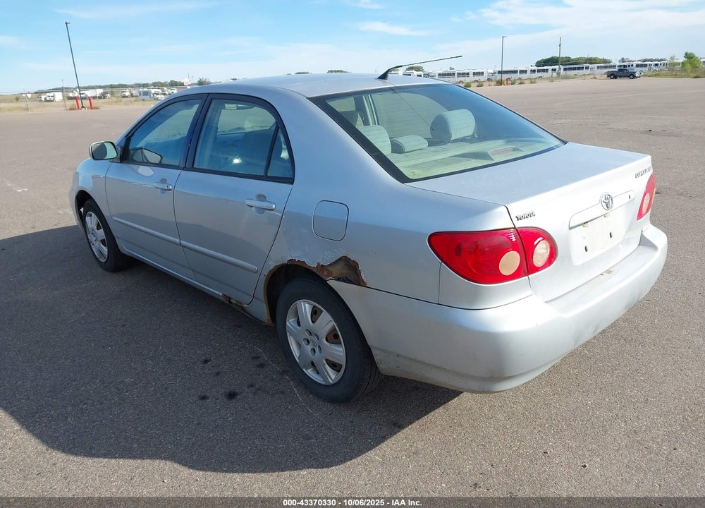 2005 TOYOTA COROLLA LE VIN: 1NXBR32E55Z421099