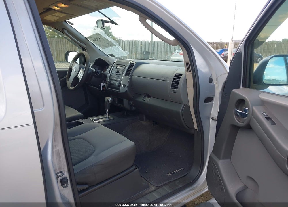 2011 NISSAN XTERRA VIN: 5N1AN0NW9BC523940