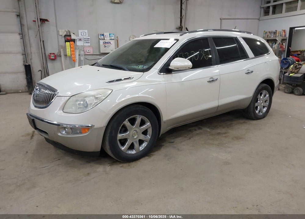 2008 BUICK ENCLAVE CXL VIN: 5GAEV23758J242687
