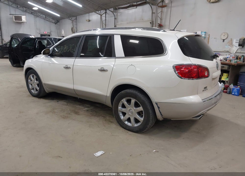 2008 BUICK ENCLAVE CXL VIN: 5GAEV23758J242687