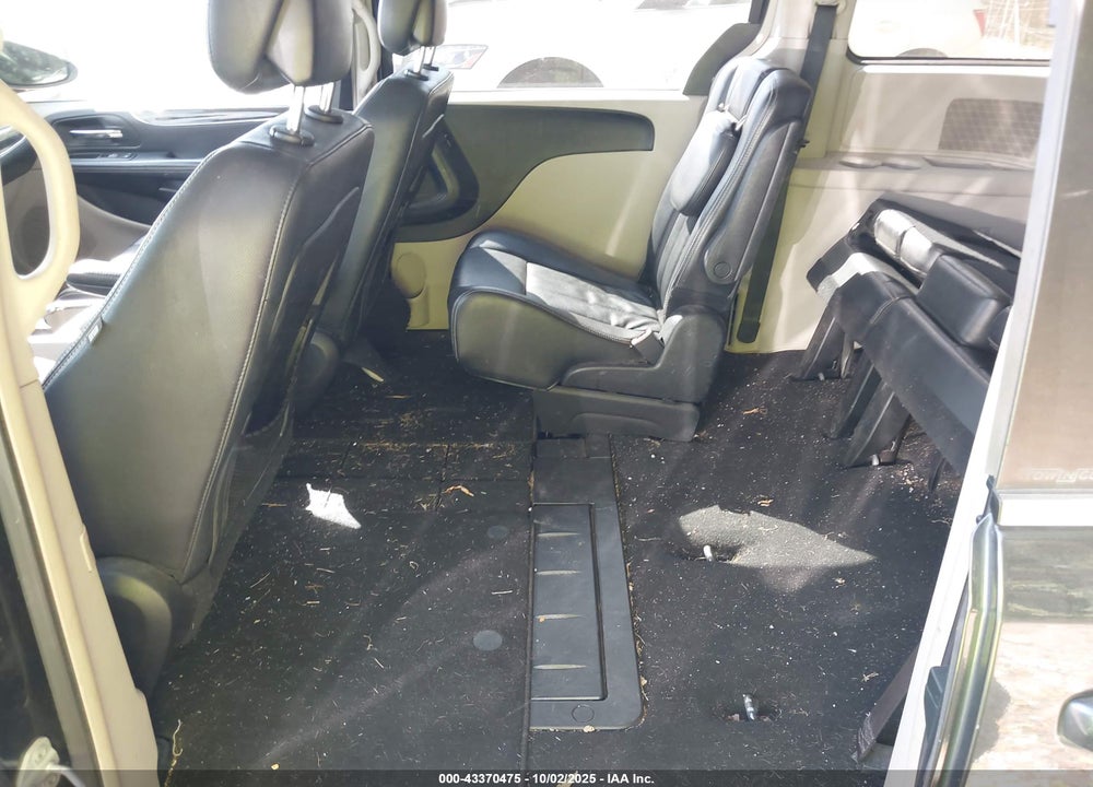 2013 CHRYSLER TOWN & COUNTRY TOURING VIN: 2C4RC1BG4DR742816