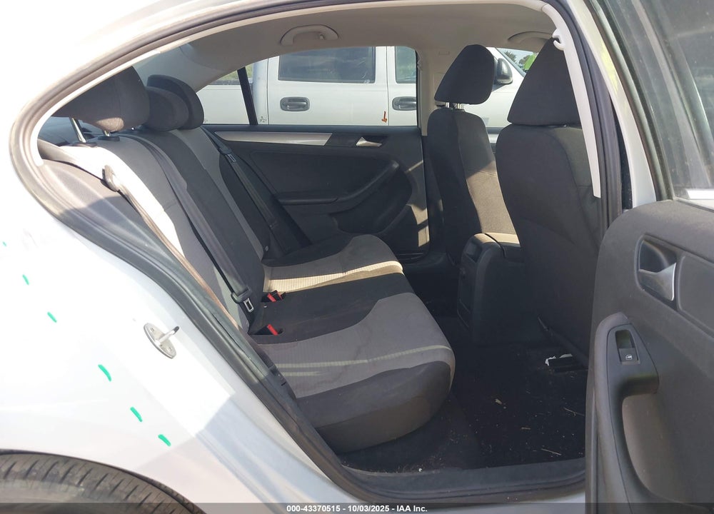 2017 VOLKSWAGEN JETTA 1.4T S VIN: 3VW2B7AJ1HM376845