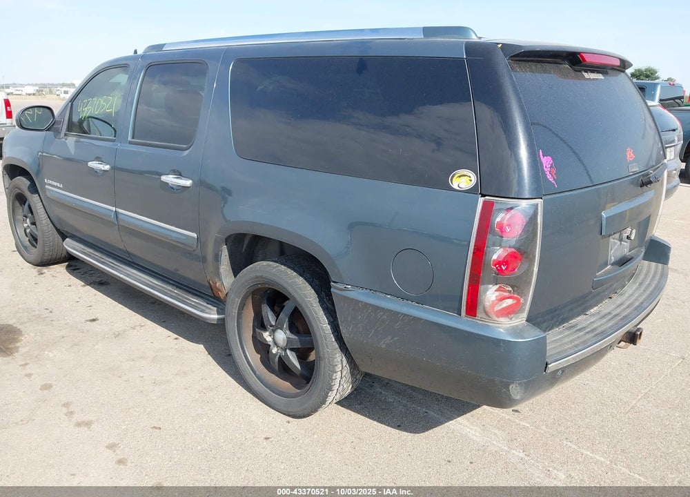 2007 GMC YUKON XL VIN: 1GKFK66807J163891