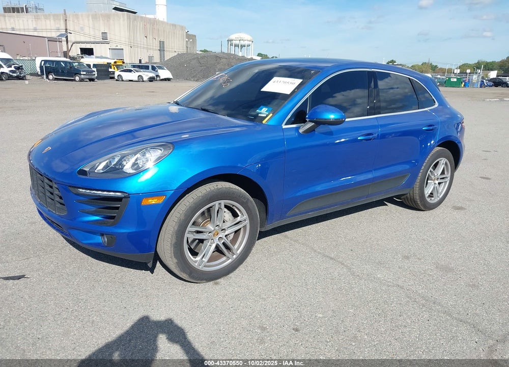 2017 PORSCHE MACAN S VIN: WP1AB2A58HLB13210