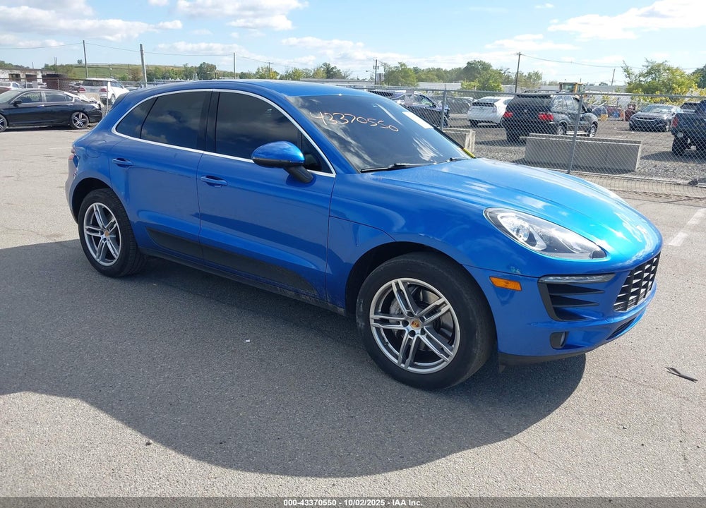2017 PORSCHE MACAN S VIN: WP1AB2A58HLB13210