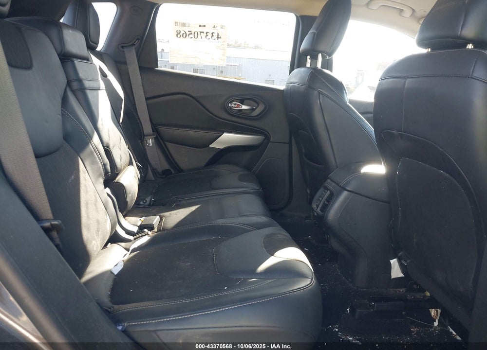 2018 JEEP CHEROKEE VIN: 1C4PJMLX6JD576228