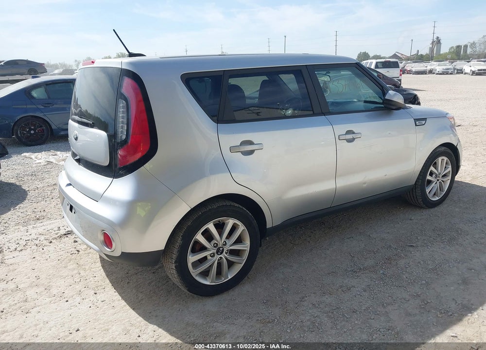 2017 KIA SOUL VIN: KNDJP3A58H7432155