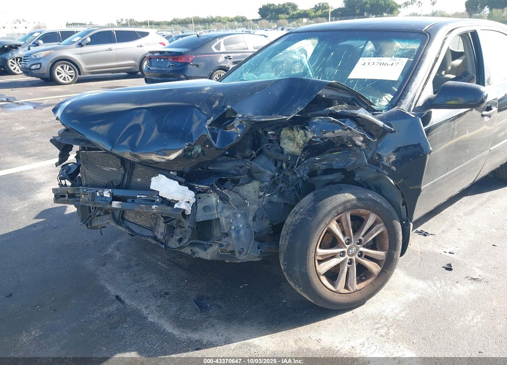 2008 KIA OPTIMA LX VIN: KNAGE123185255233