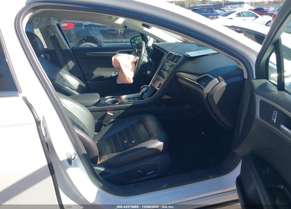 2013 FORD FUSION VIN: 3FA6P0HR8DR197228