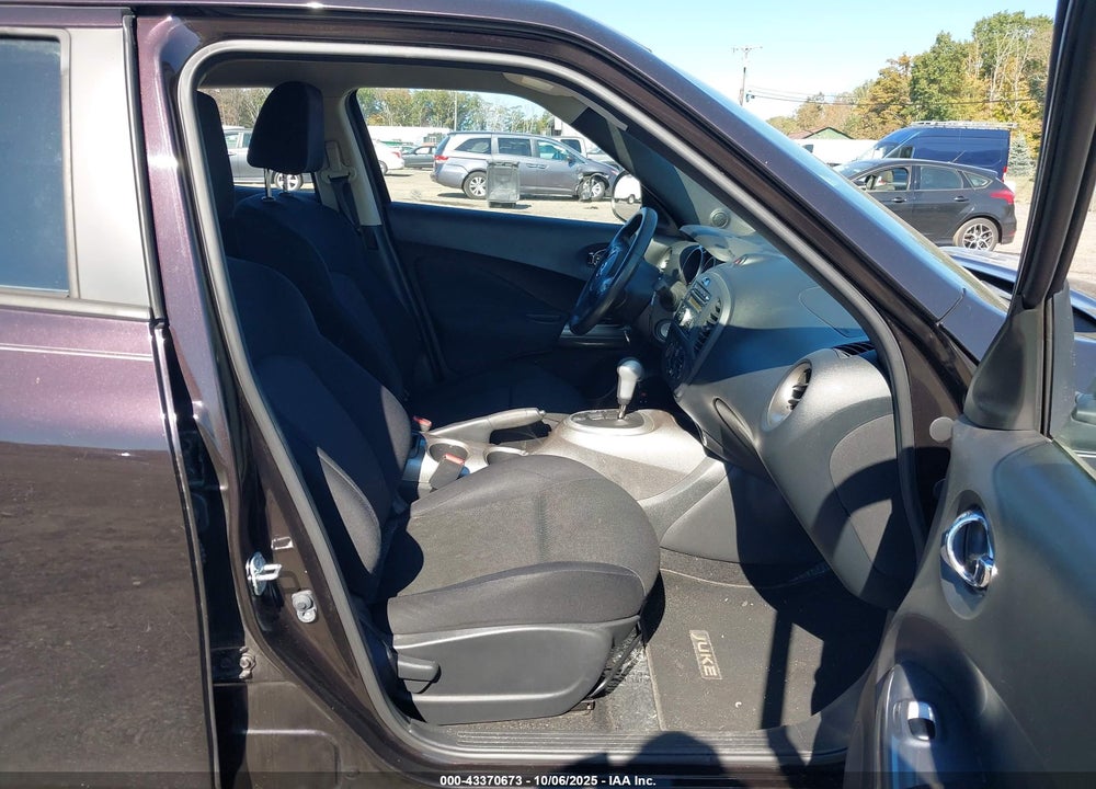 2014 NISSAN JUKE S VIN: JN8AF5MV3ET484956