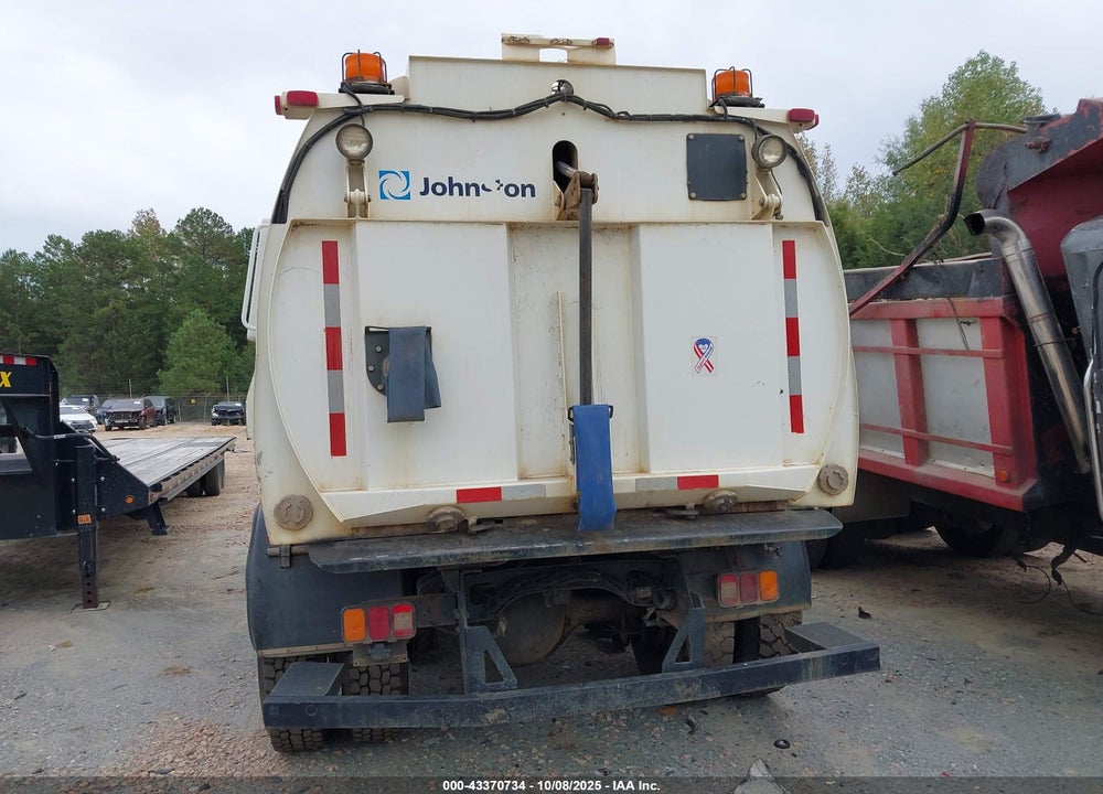 2005 FREIGHTLINER HC CARGO HC80 VIN: 1FVAB6BV75DN91846