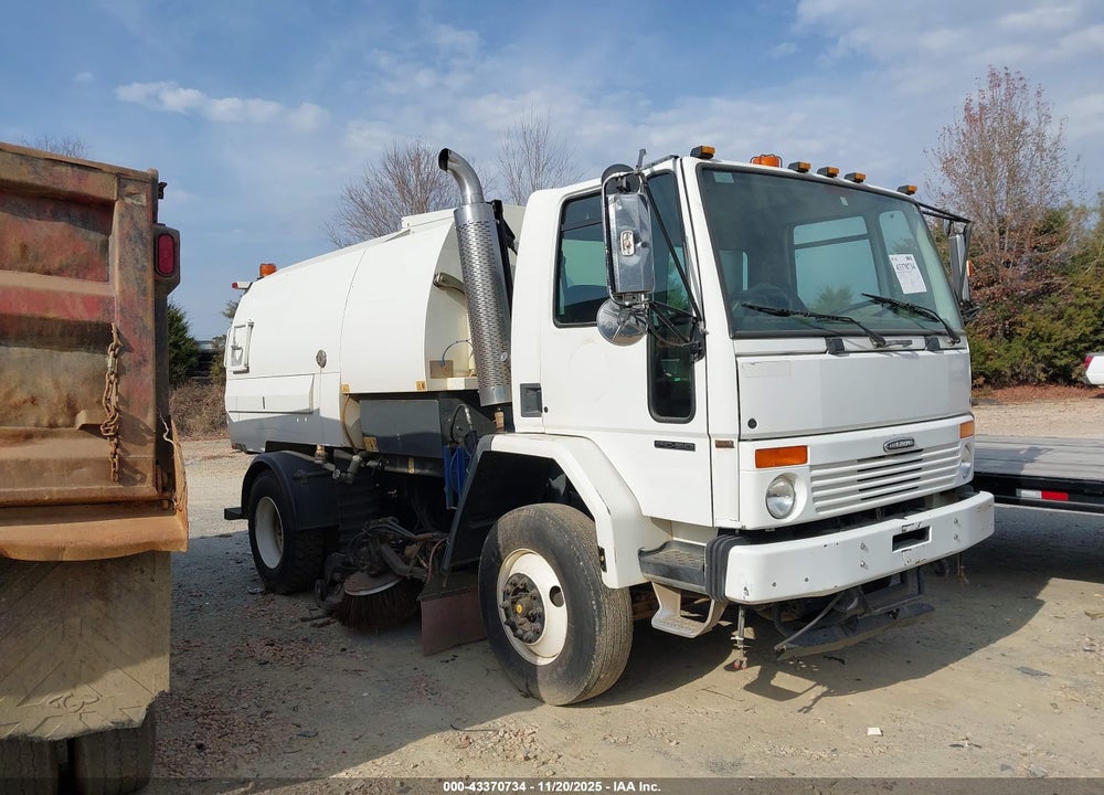 2005 FREIGHTLINER HC CARGO HC80 VIN: 1FVAB6BV75DN91846
