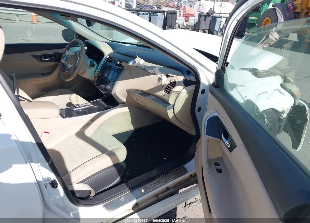 2015 NISSAN ALTIMA 2.5 SV VIN: 1N4AL3AP6FC273594