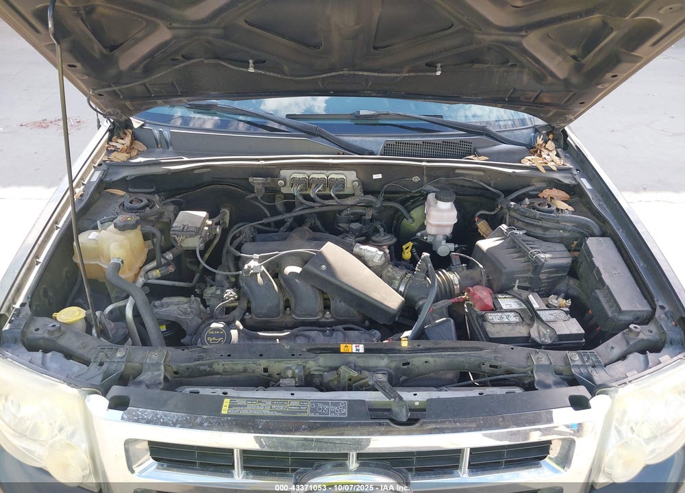 2008 FORD ESCAPE LIMITED VIN: 1FMCU04198KC45864