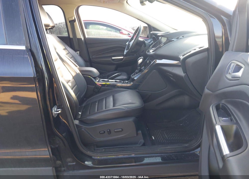 2015 FORD ESCAPE VIN: 1FMCU9JX7FUA07073