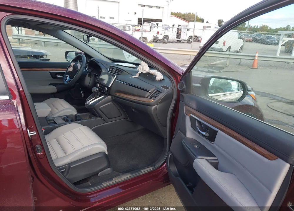 2018 HONDA CR-V VIN: 7FARW2H50JE104688